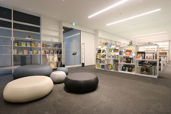 アートライブラリー内観